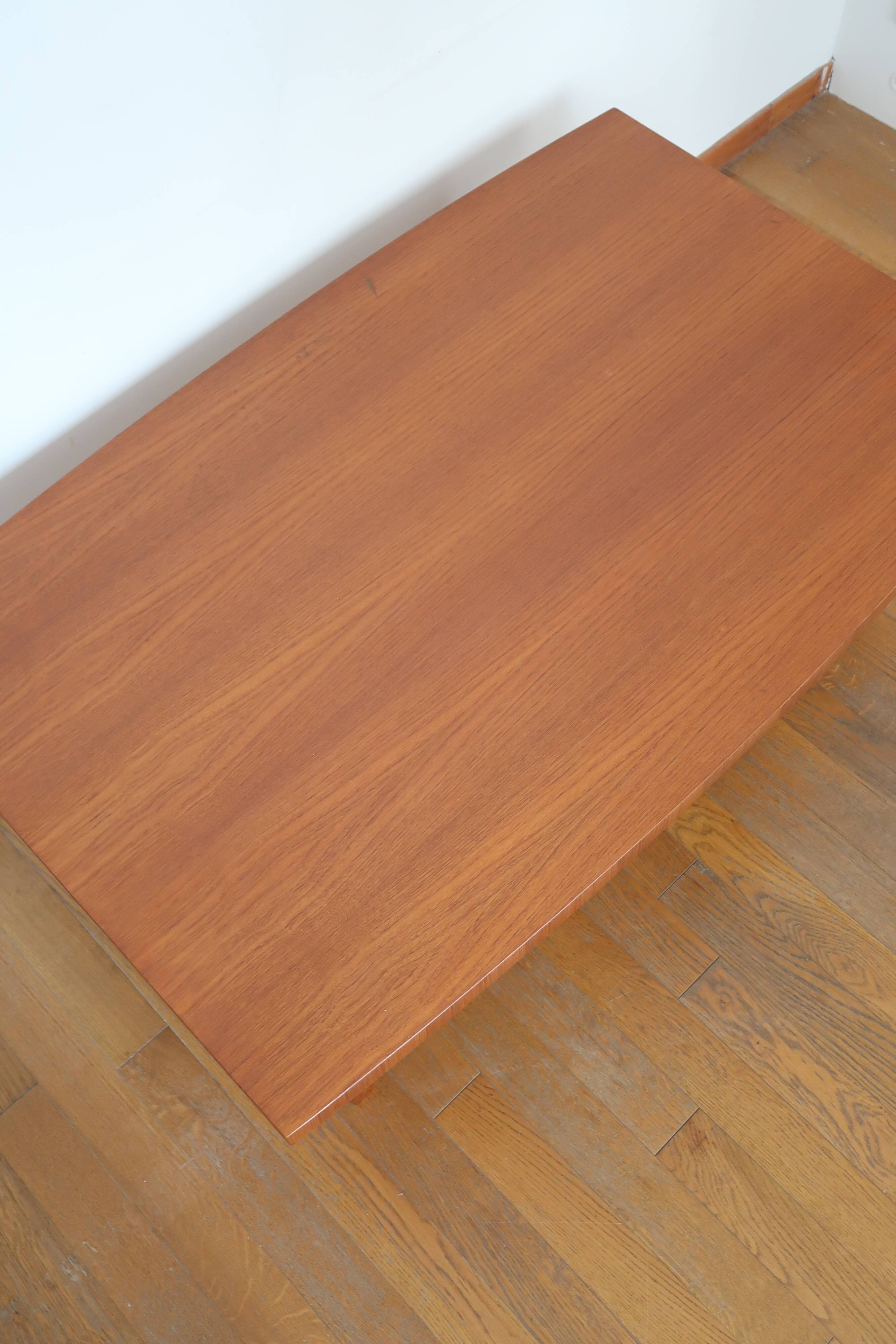 Large Scandinavian extendable coffee table