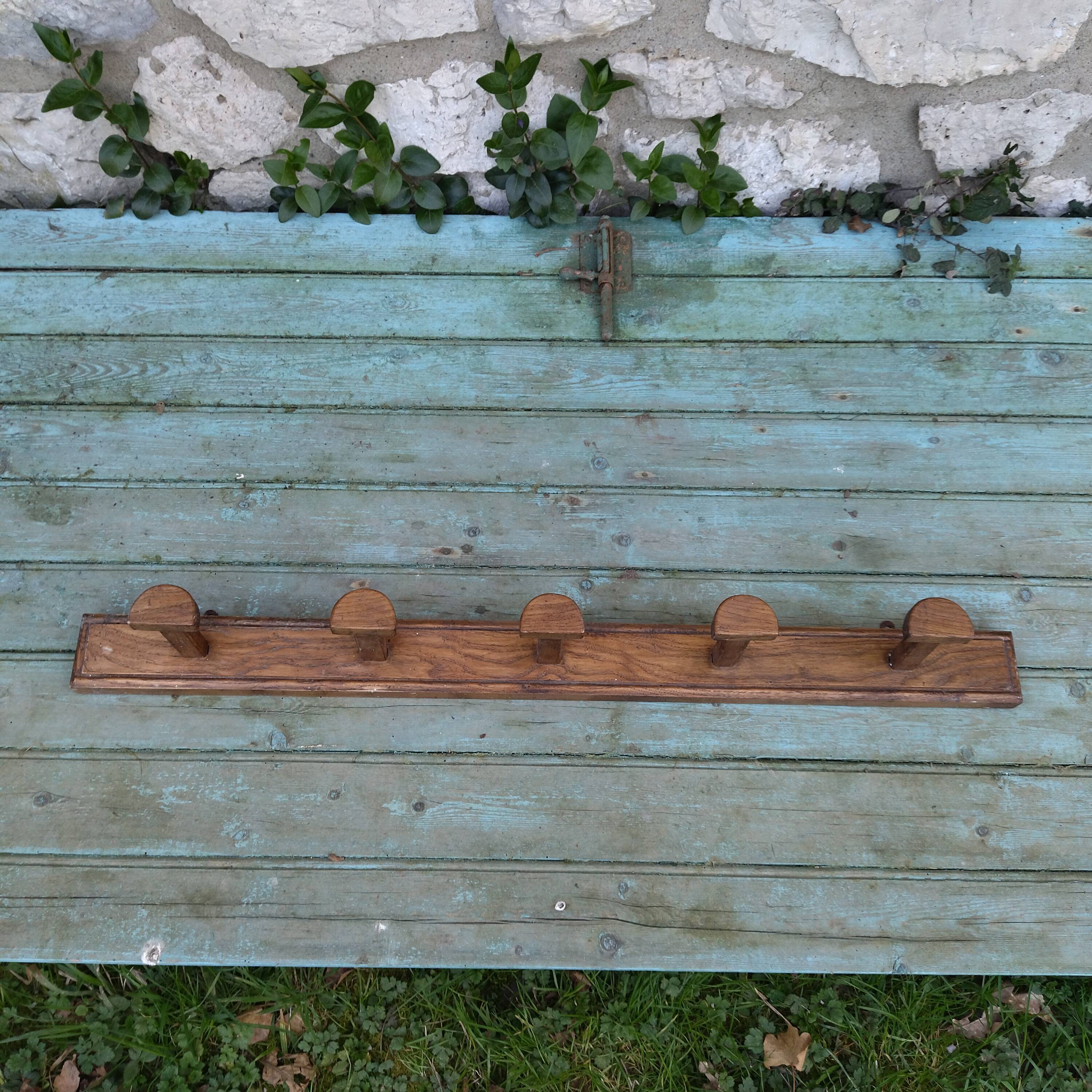 Coat rack raw wood 50s