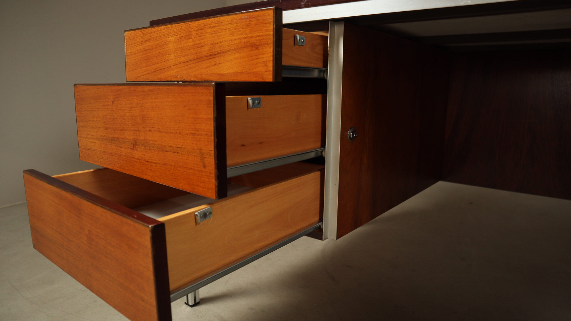Executive desk by ORA Acciaio, produced in Italy during the 1970s.