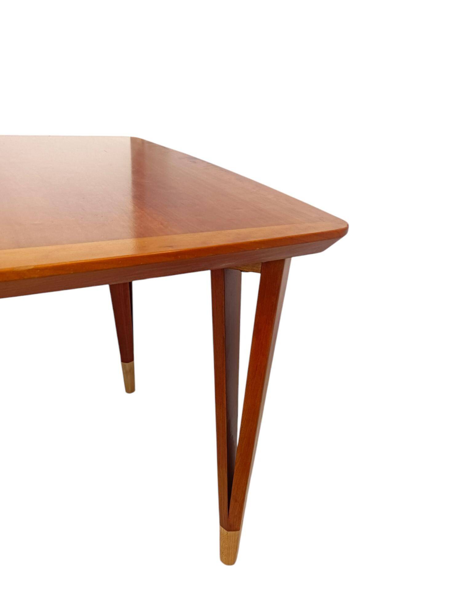Table basse Lauritz Larsen, cerisier, Danemark années 60