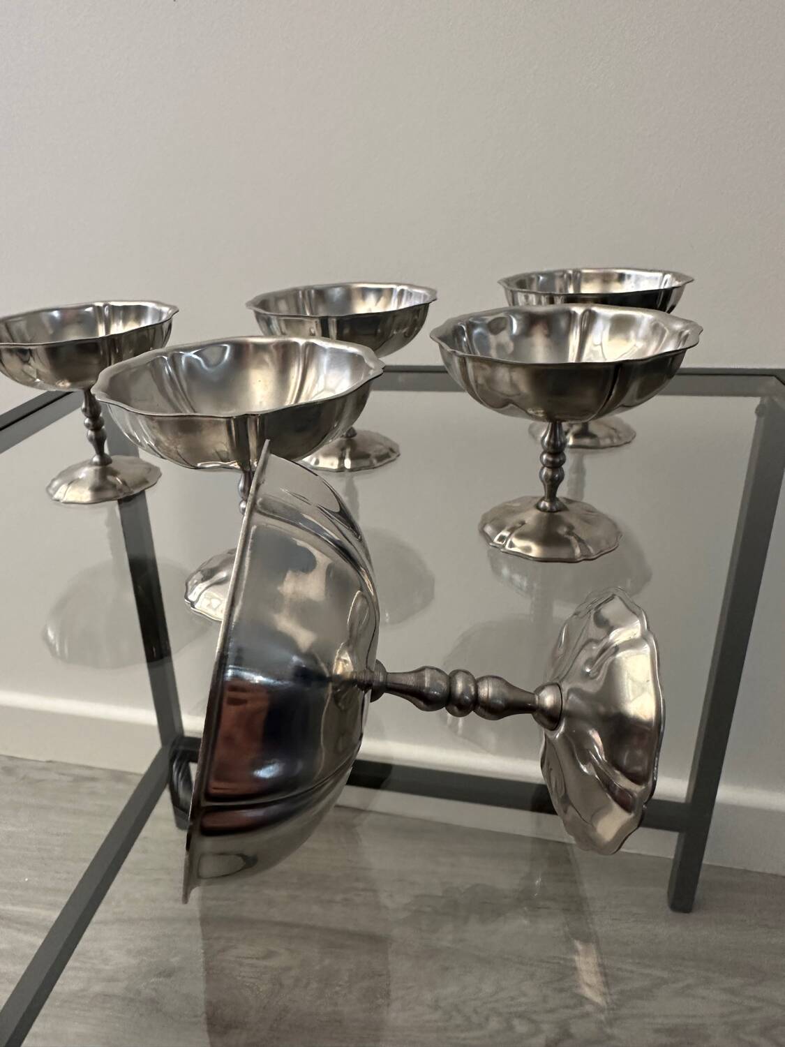 Stainless steel cups