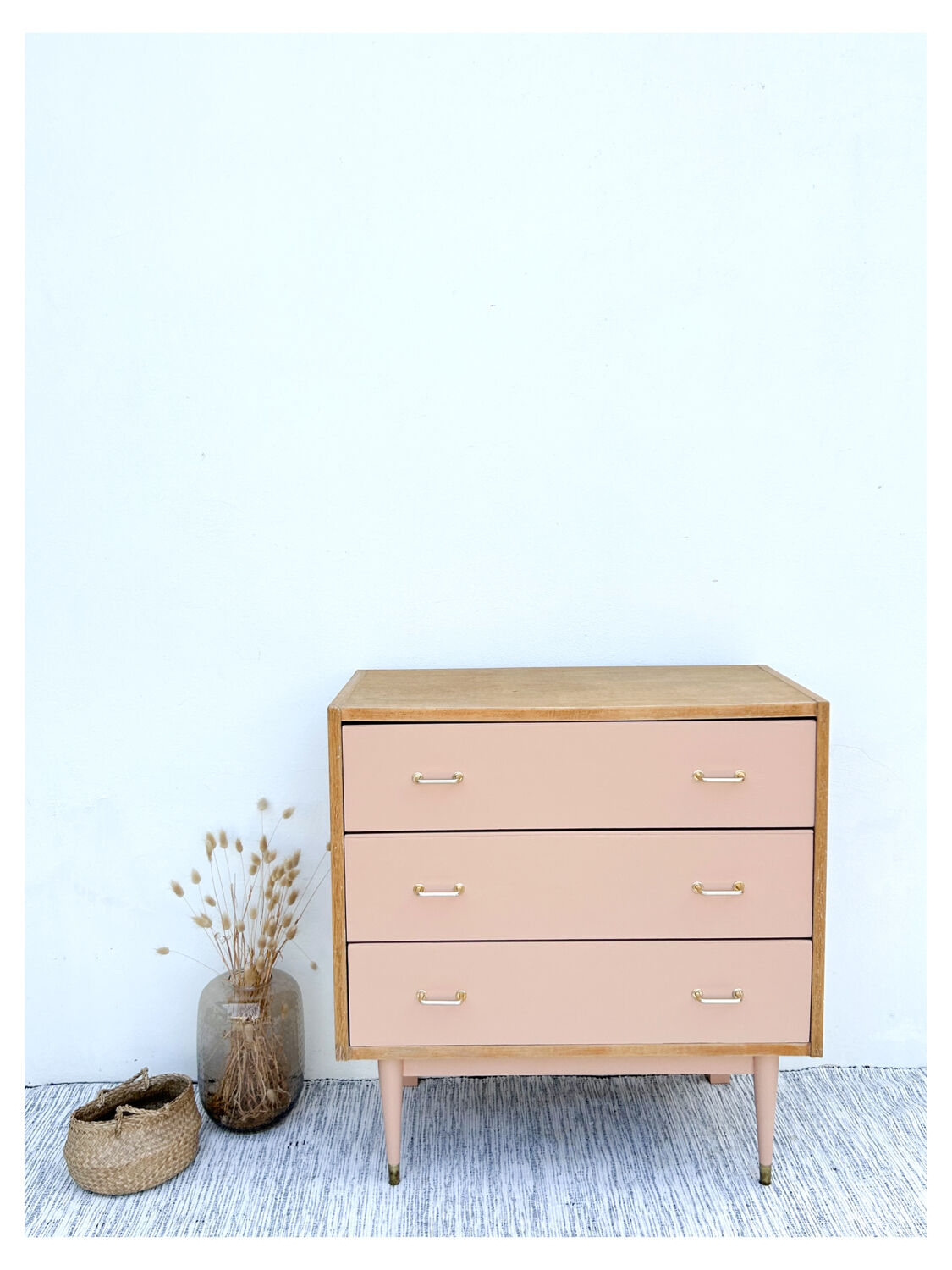 Vintage chest of drawers