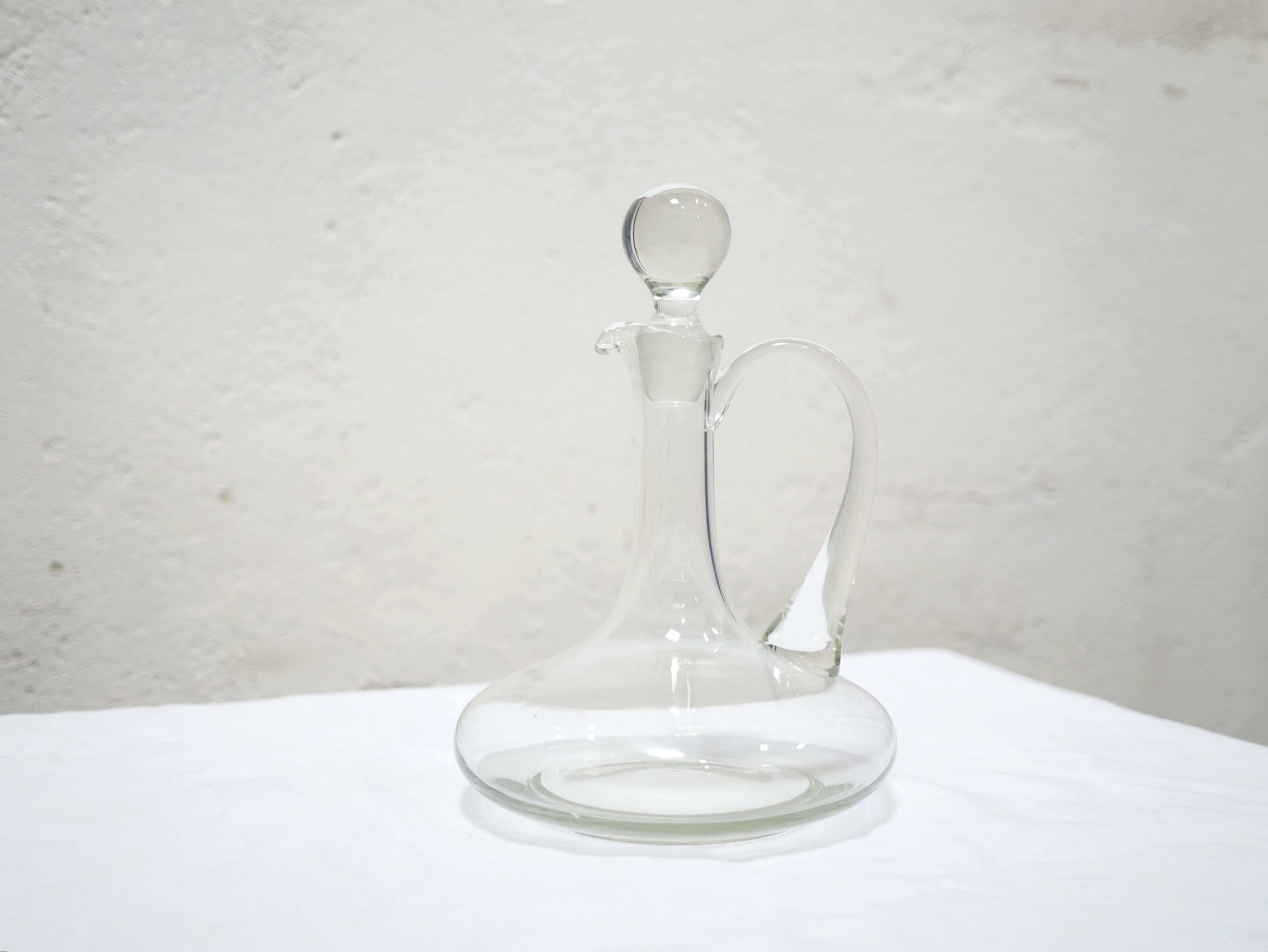 Carafe à décanter vintage en verre soufflé