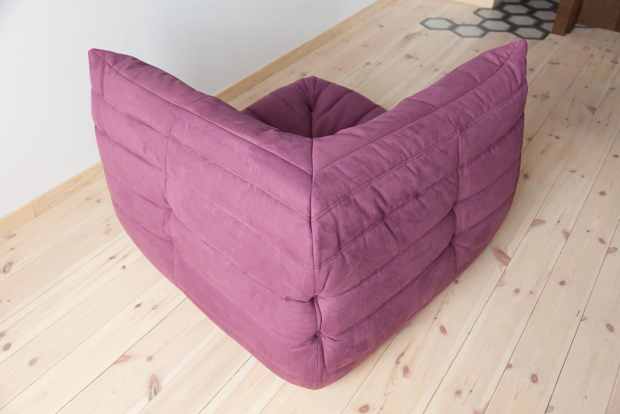 Togo armchair model designed by Michel Ducaroy 1973
