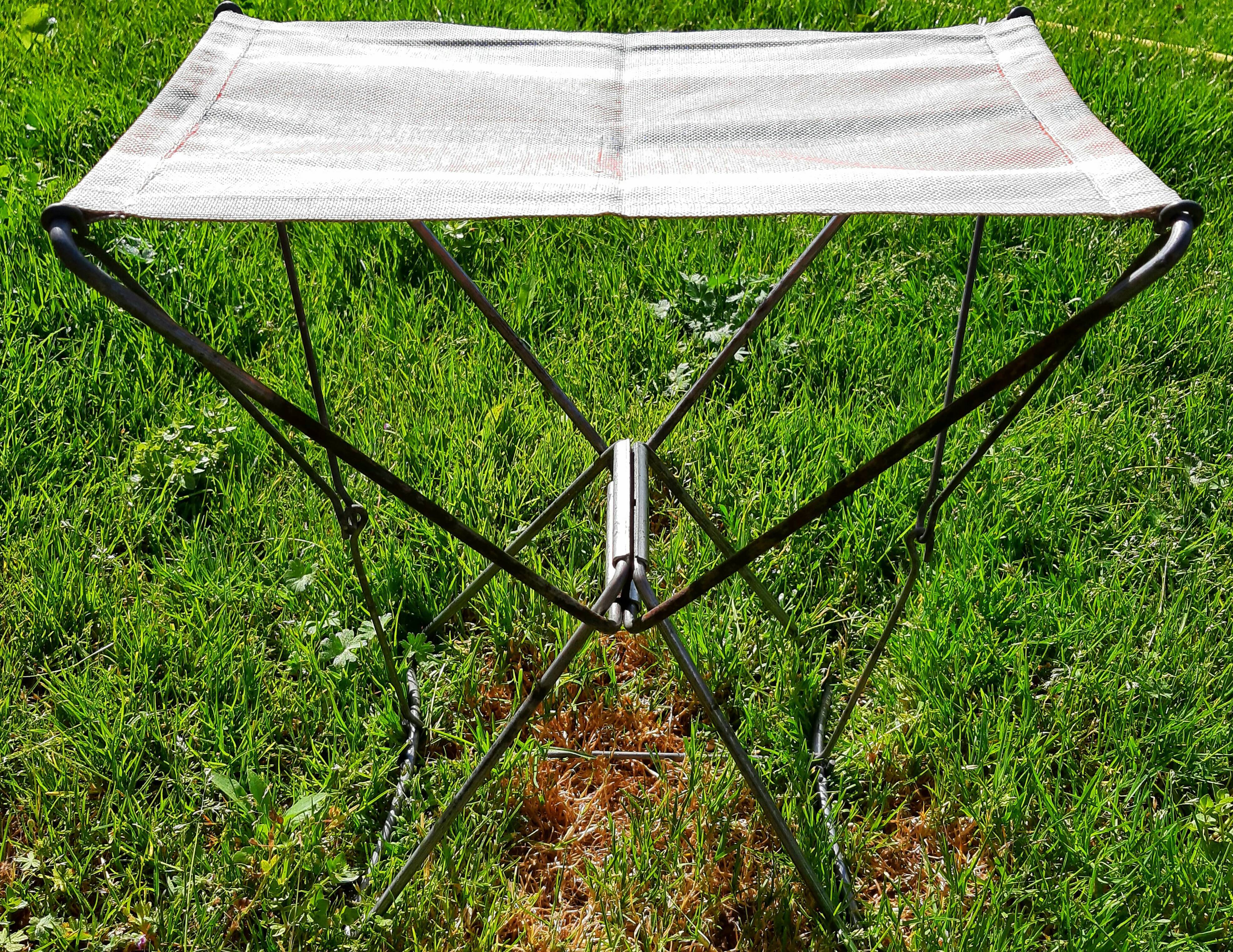 Folding camping chair