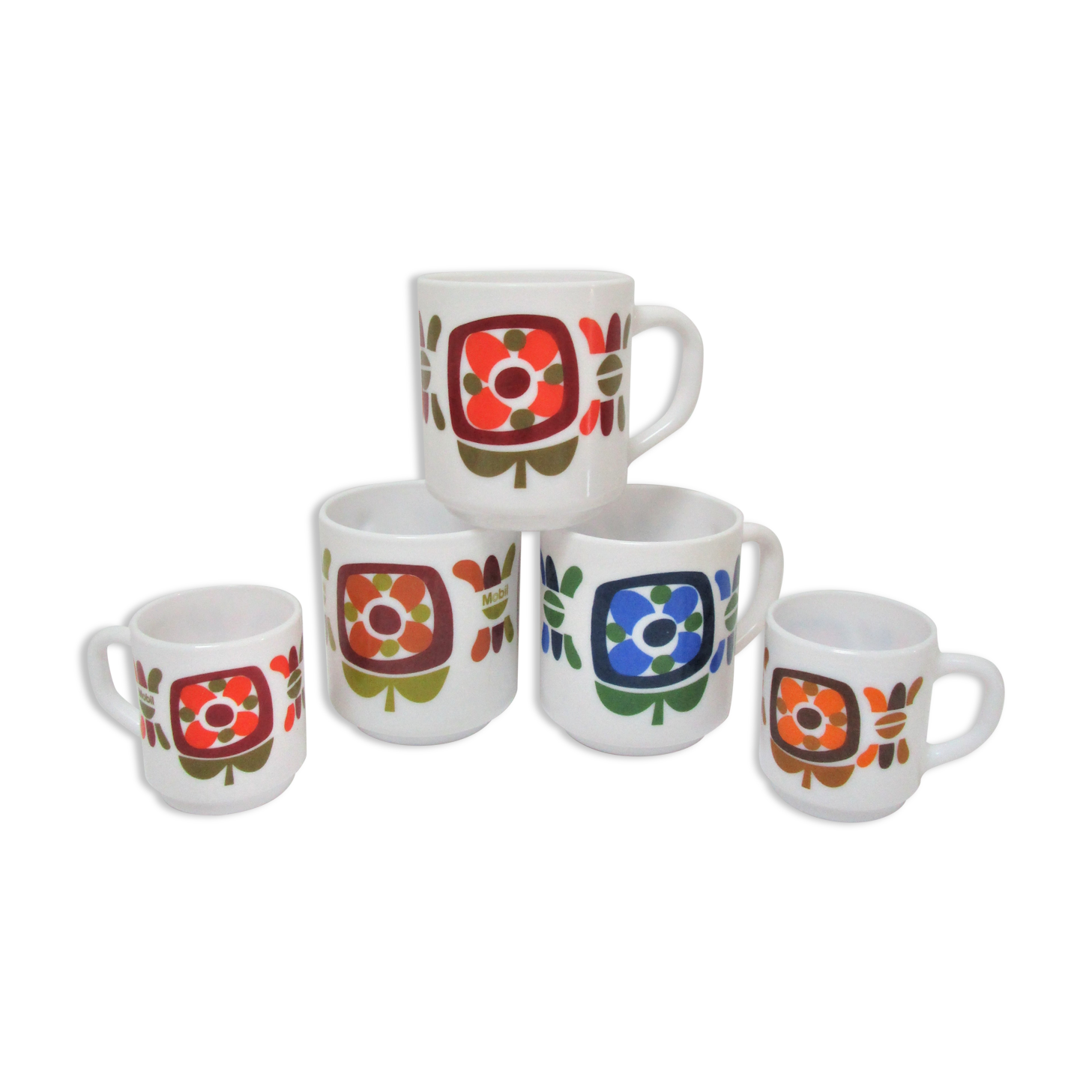 Three mugs and two cups decoration flowers design Jean-Charles Meunier 70s