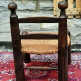 Petite chaise de cheminée