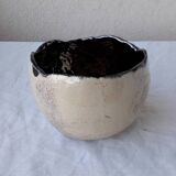 Ceramic pocket emptier