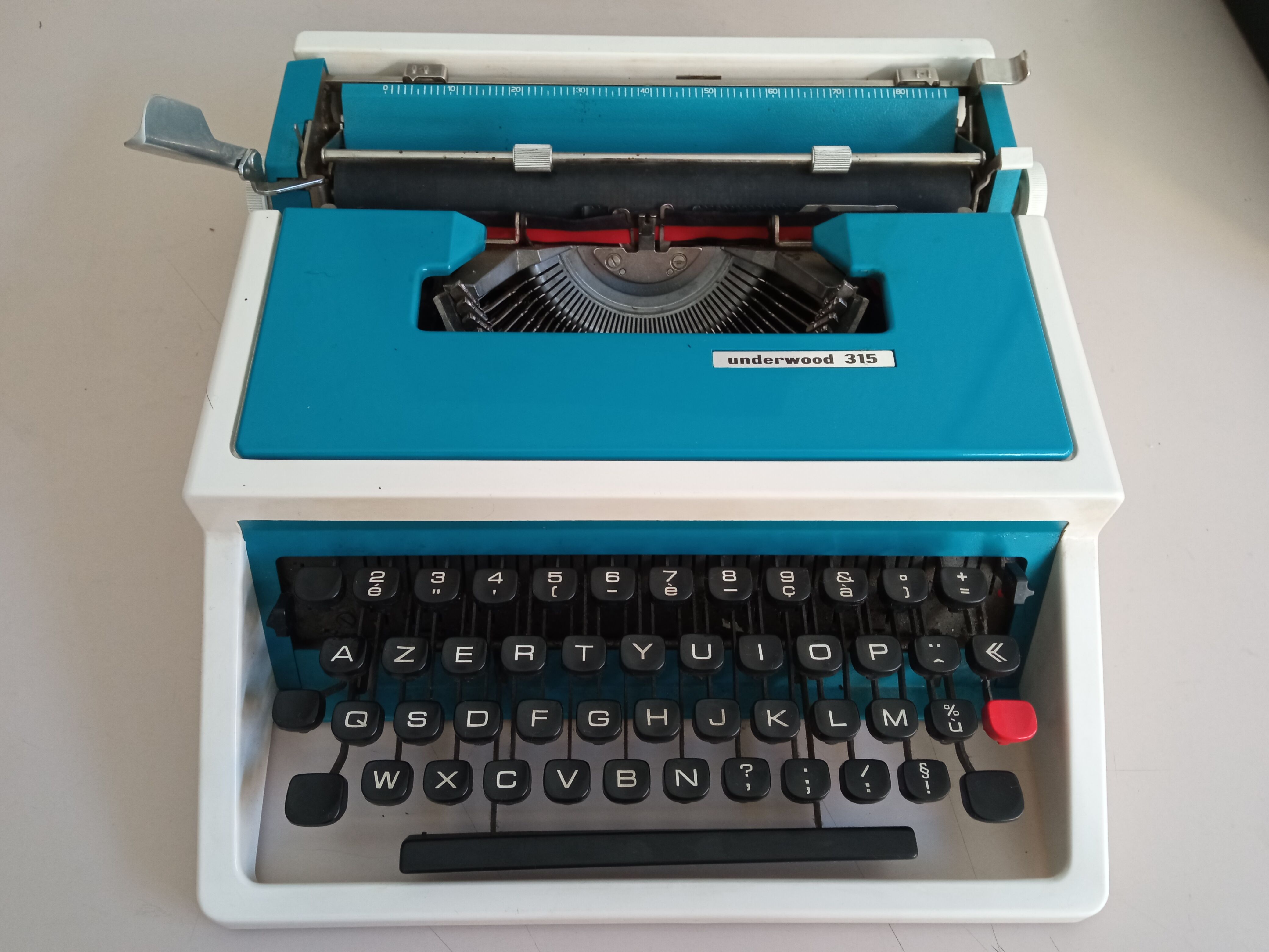 Underwood 315 blue typewriter