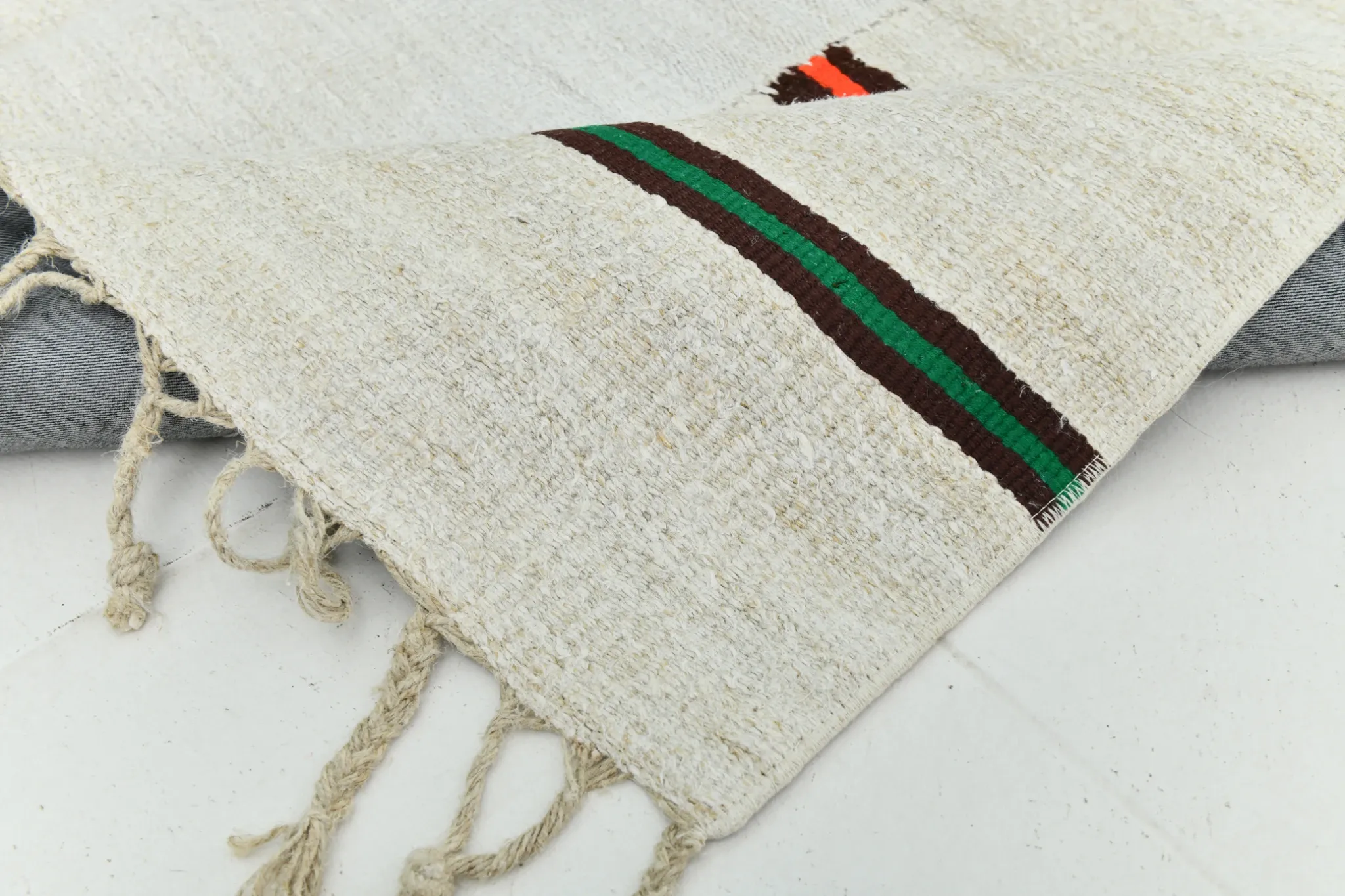 Off White & Cream Mid Century Modern Kilim Rug, Bohemian Living Room Carpet