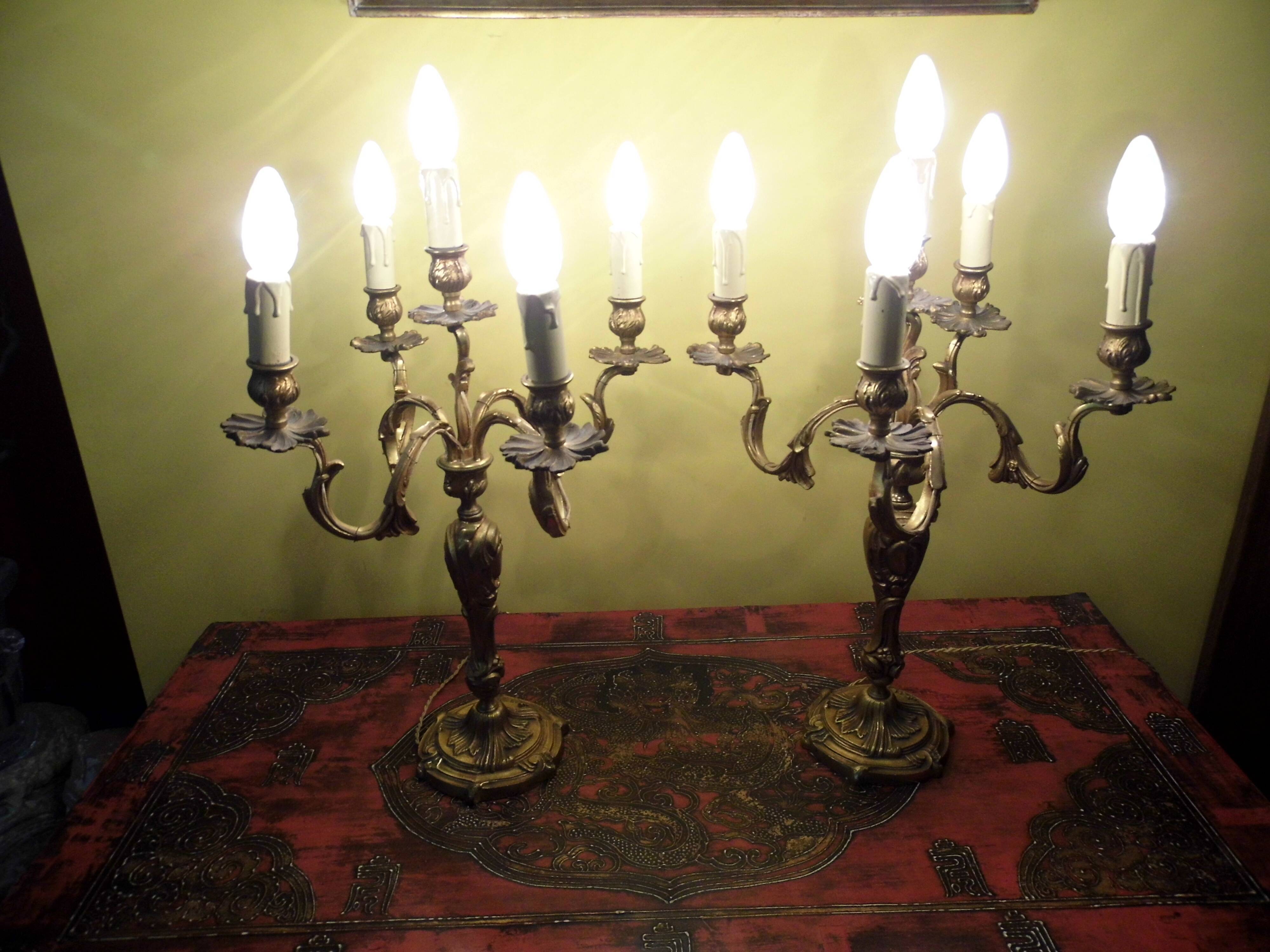 Chandeliers, candelabras pair of table lamps, bronze