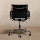 Charles & Ray Eames EA117 Office Chair in Black Leather and Chrome, Vitra