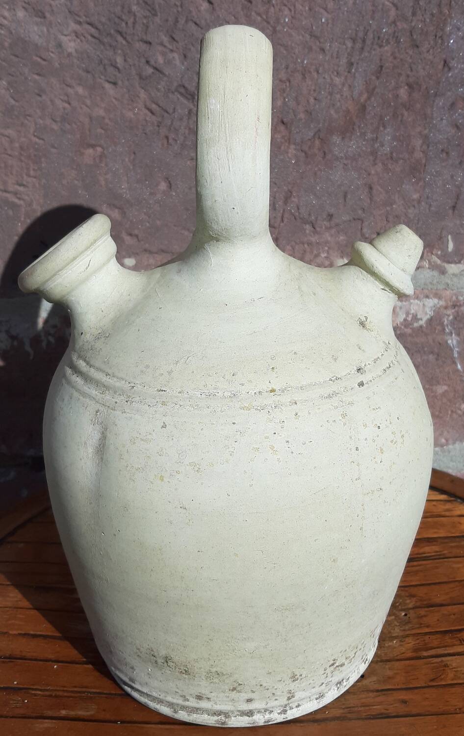 Gargoulette, cruche à eau ou "cantaro" en terre cuite. (Espagne)