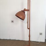 Vintage lamp 1960 wood goes up and down