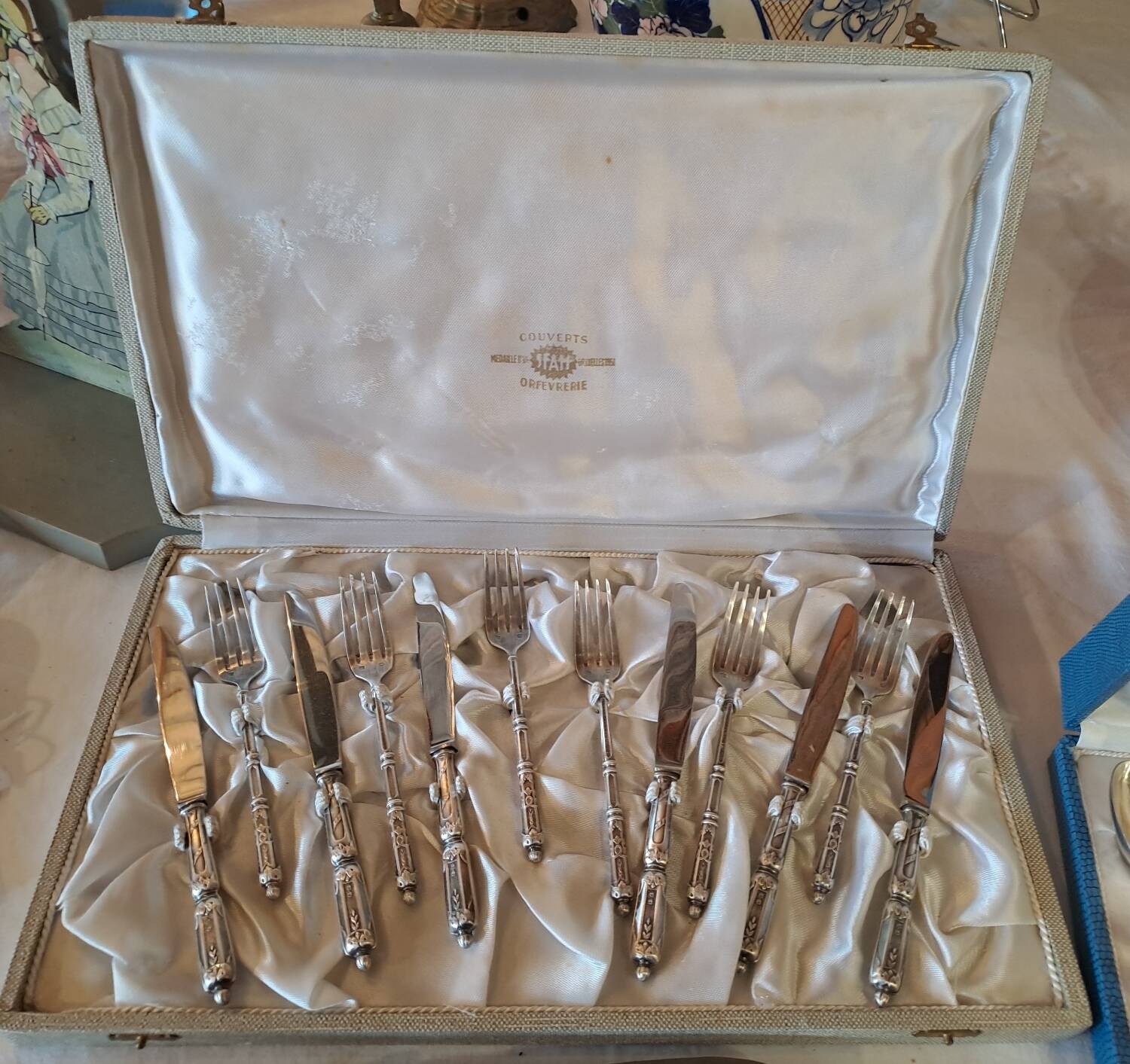 SFAM silver-plated metal cake stand, Russian style