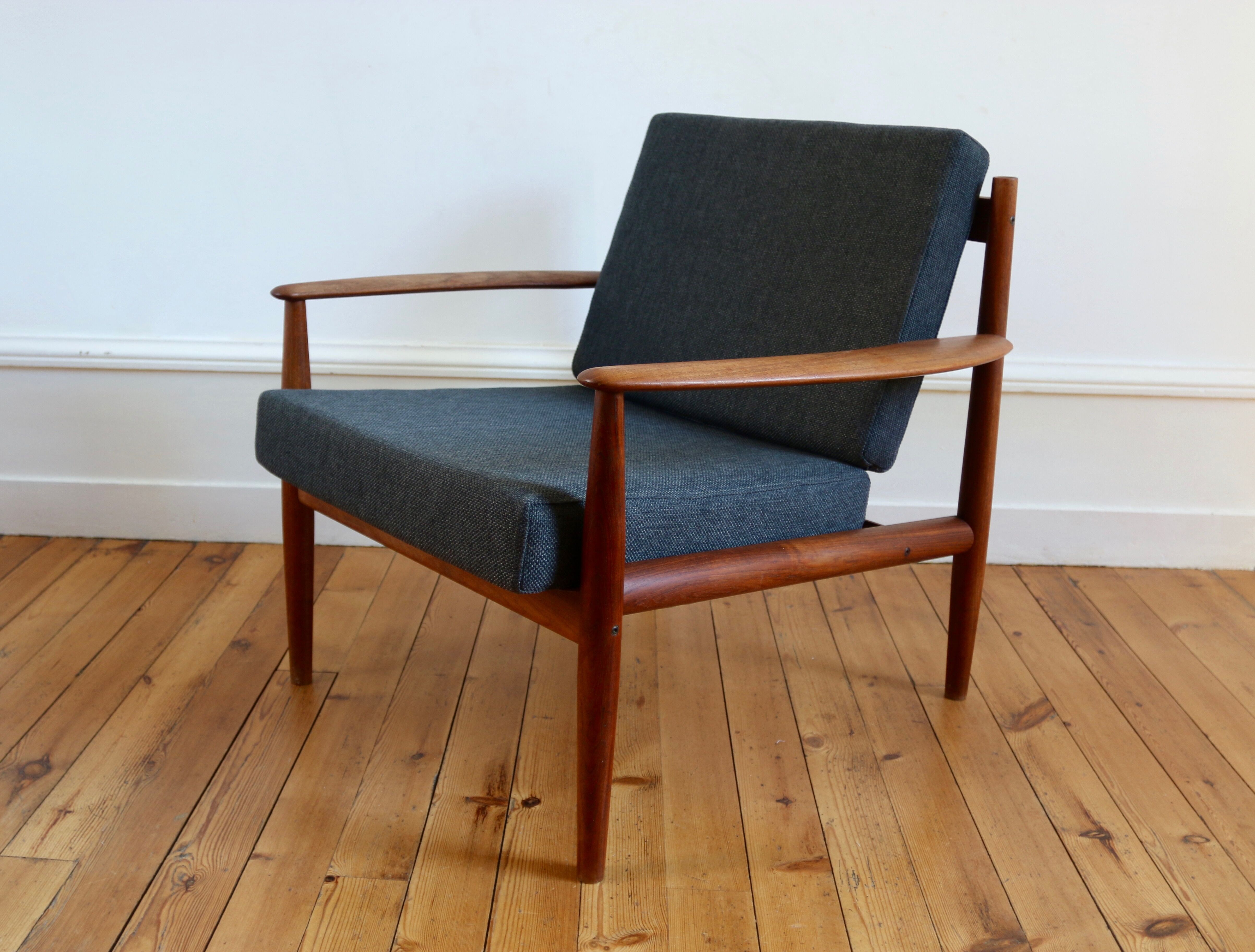 Scandinavian armchair Grete Jalk teak