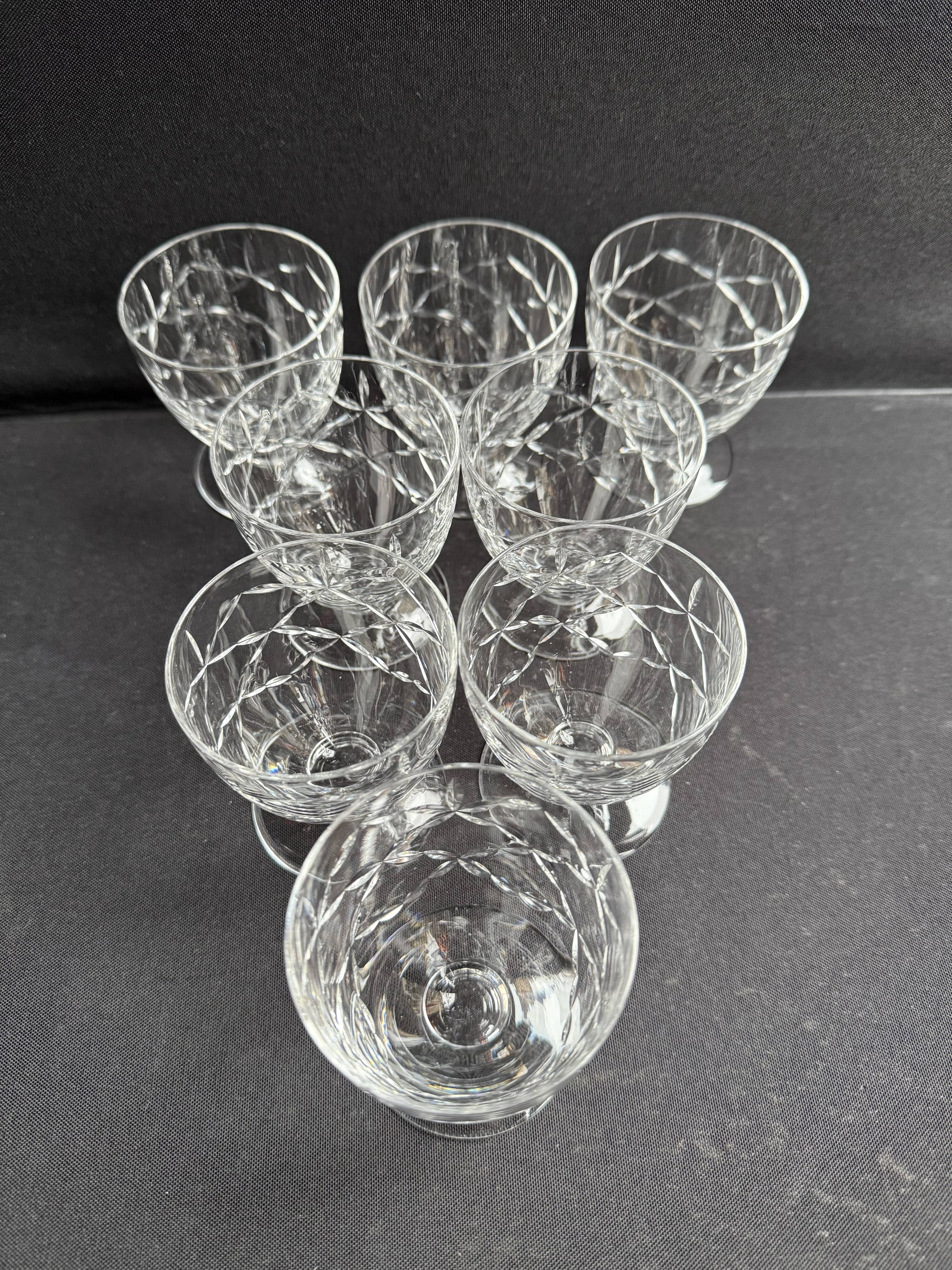 8 Wine glasses – Daum Nancy France