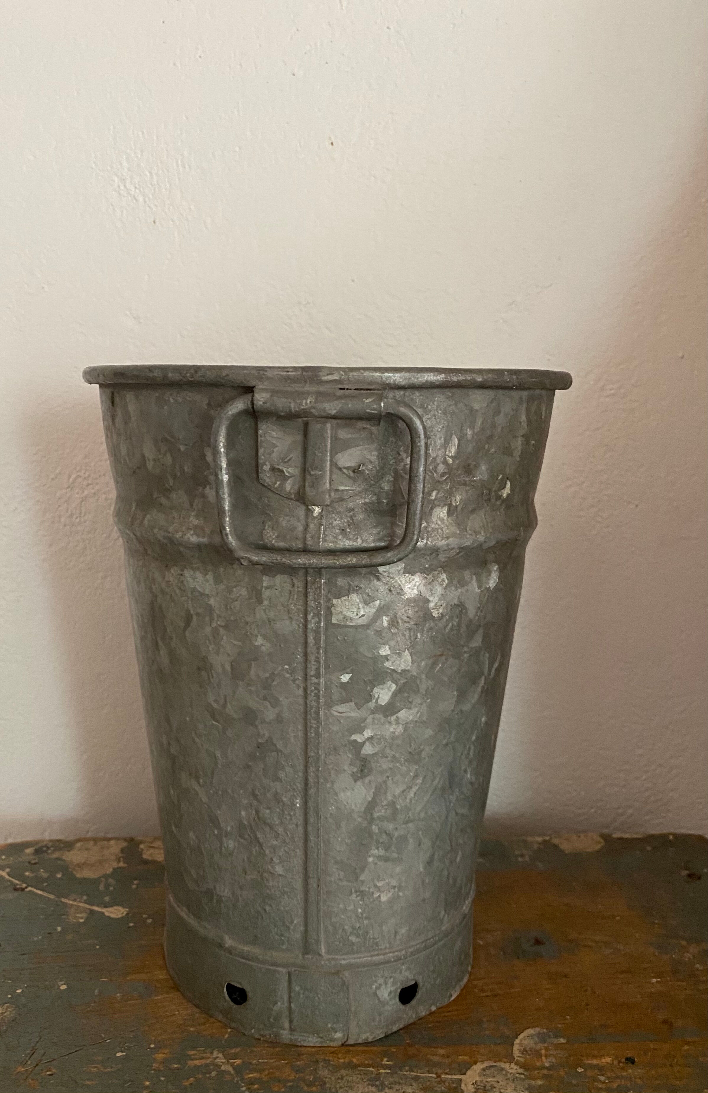 Zinc florist pot