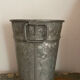Pot de fleuriste en zinc