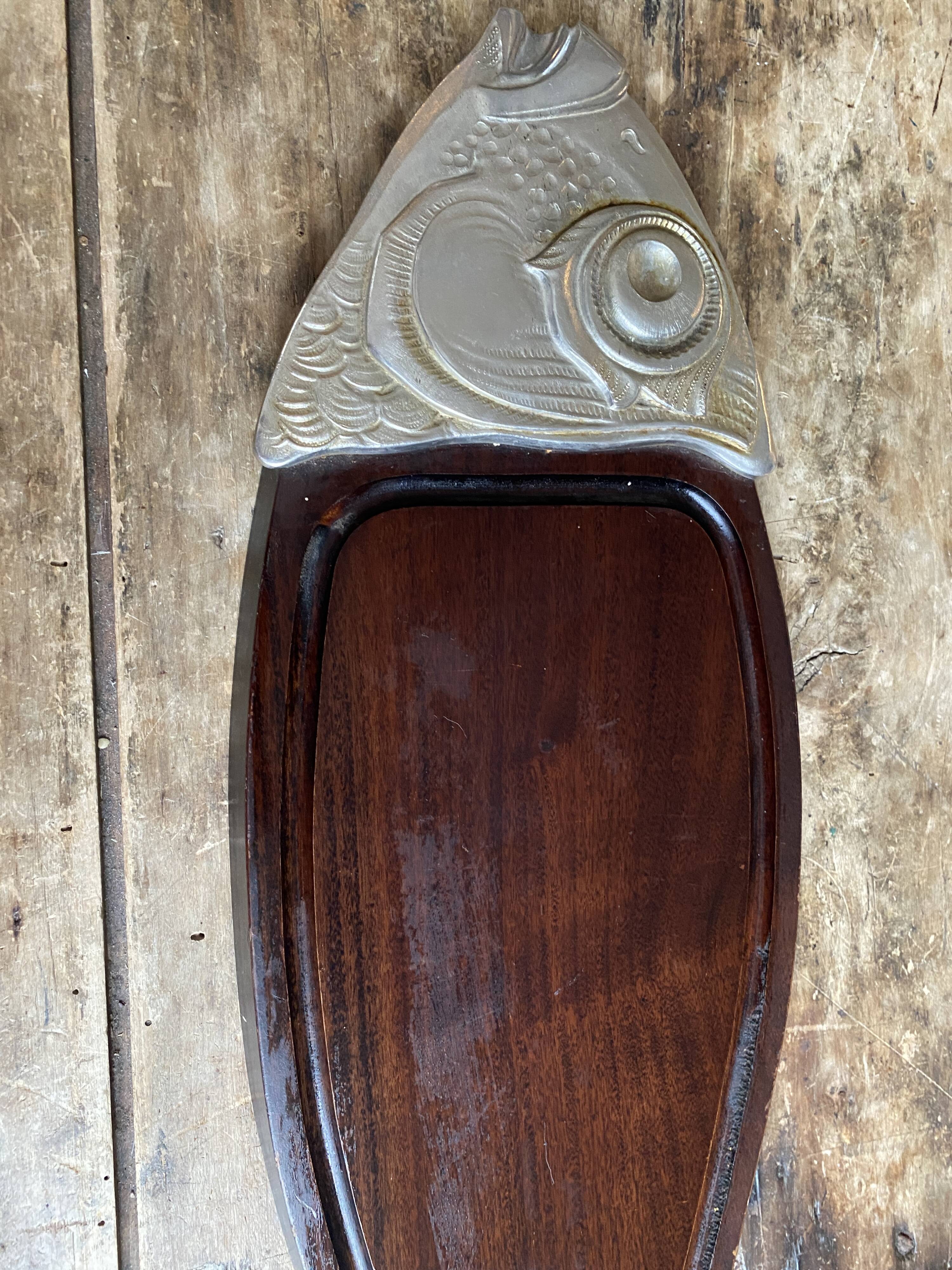 Large Vintage Chic Fish Platter – Wood & Metal