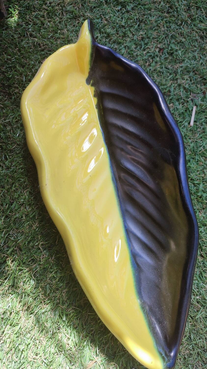 Two-tone pocket emptier from the 50s