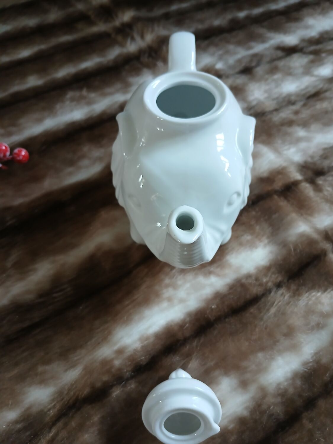 Elephant porcelain teapot