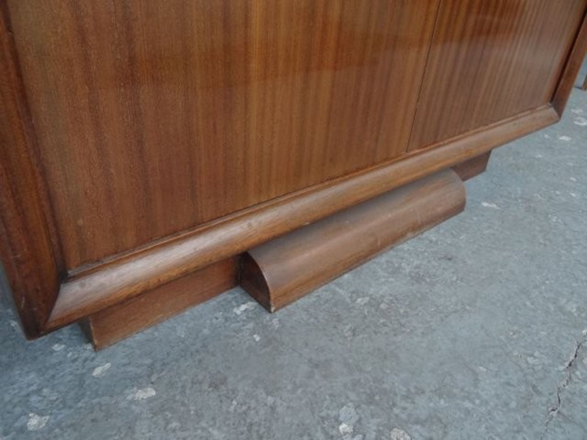 Bahut porte en palissandre 1930 art déco