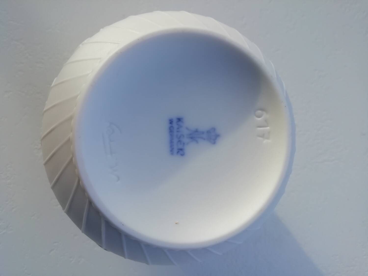 Vase en biscuit