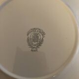 13 decorative plates with hummingbird design in fine earthenware by Mouzin Lecat, 19th century.