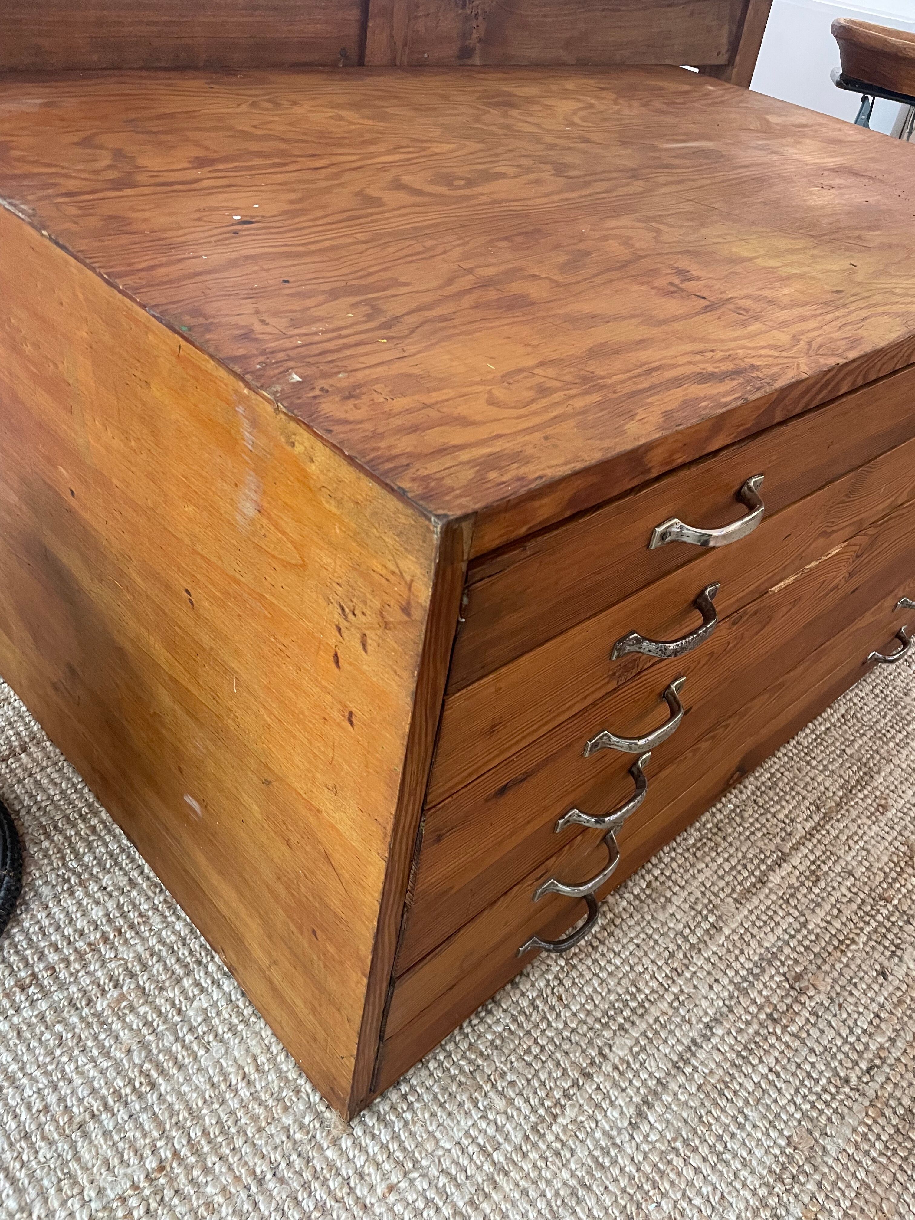 Architect's furniture