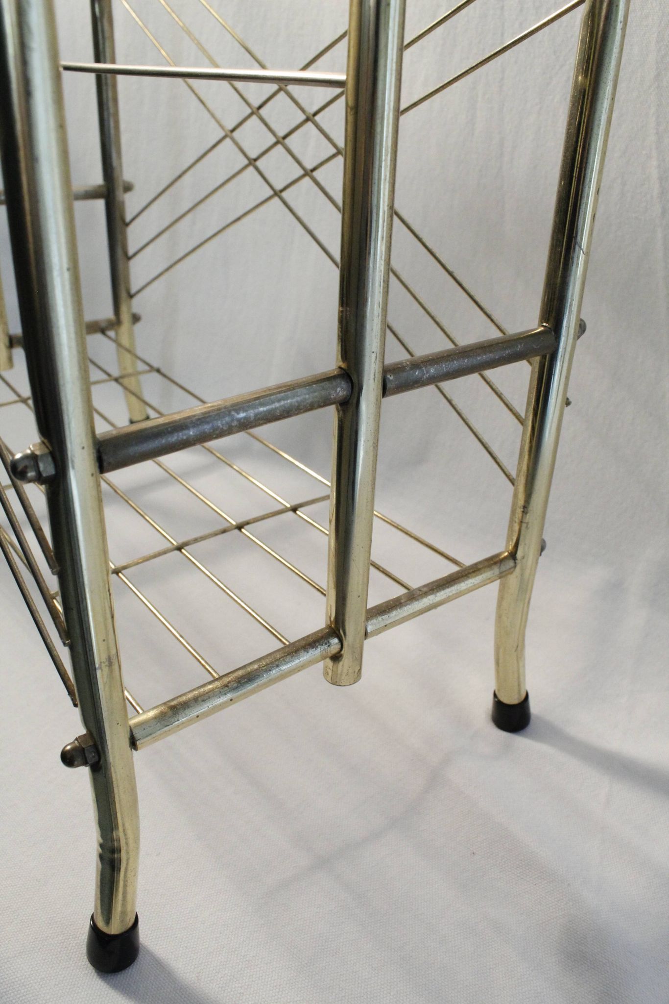 Vintage gilded metal magazine racks - 70s