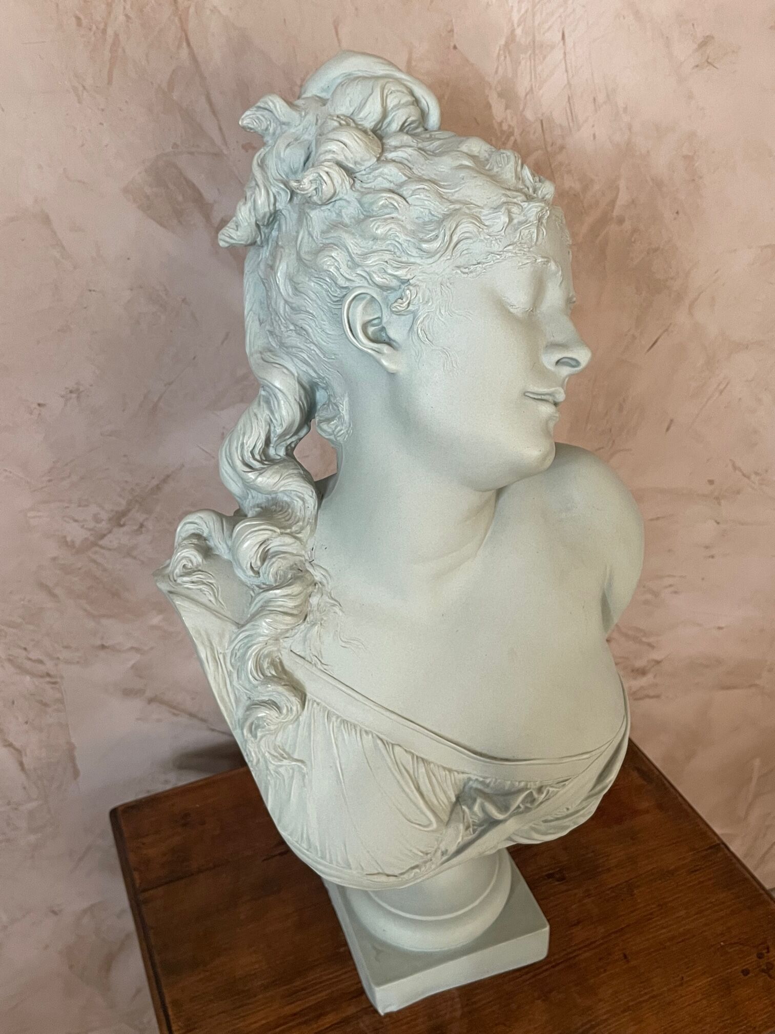 Bust Carrier-belleuse