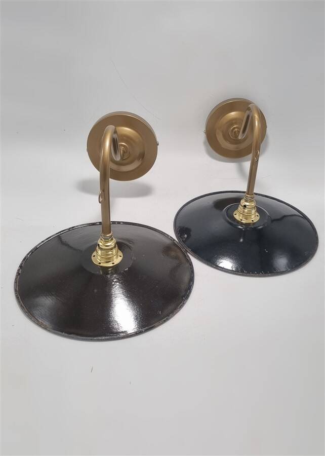 Pair of wall sconces