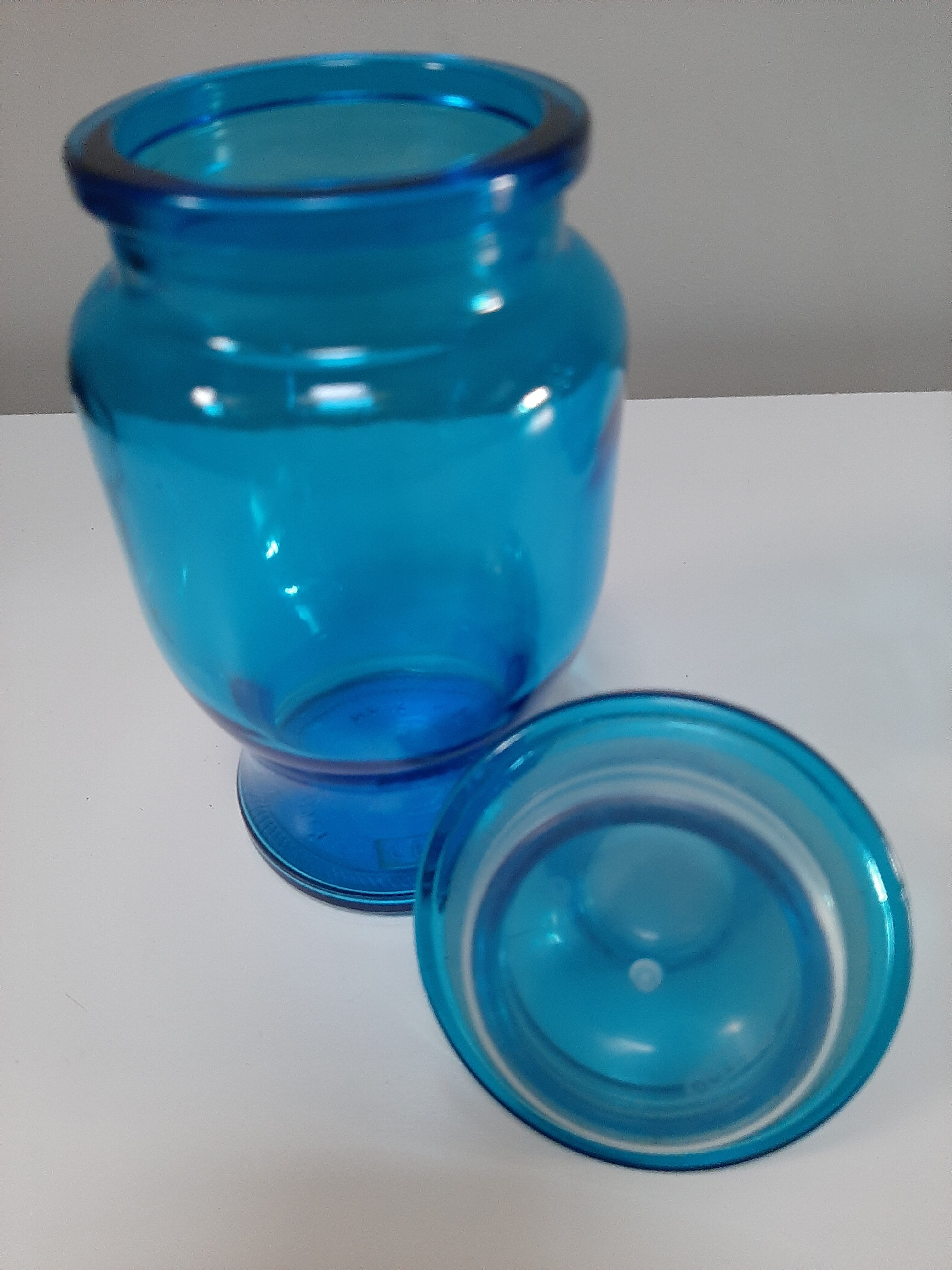 Pharmacy jars, apothecary bottles