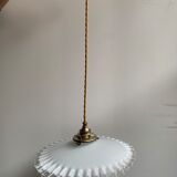 Opaline suspension with brass claw
