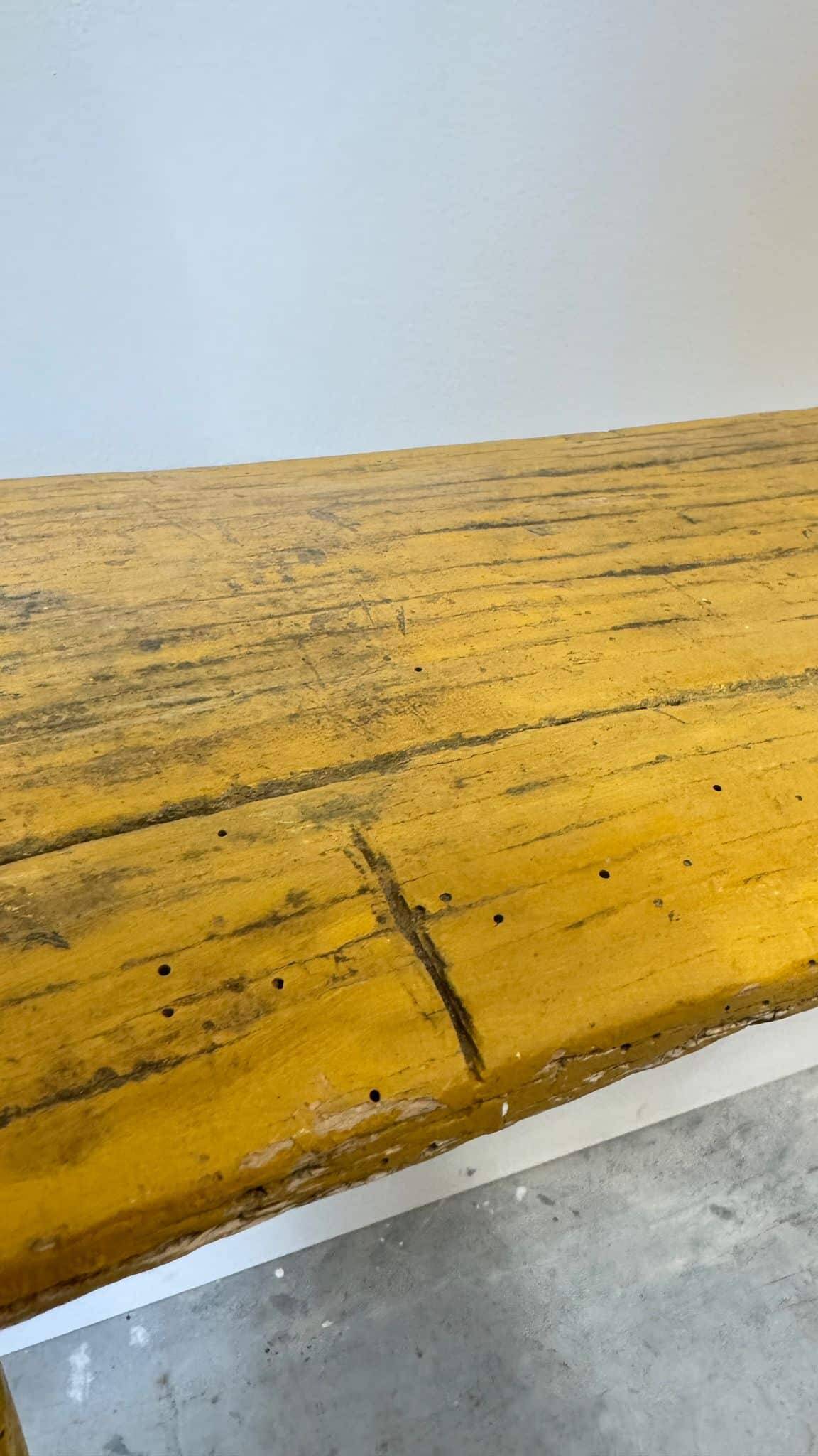 Banc hongrois patiné moutarde