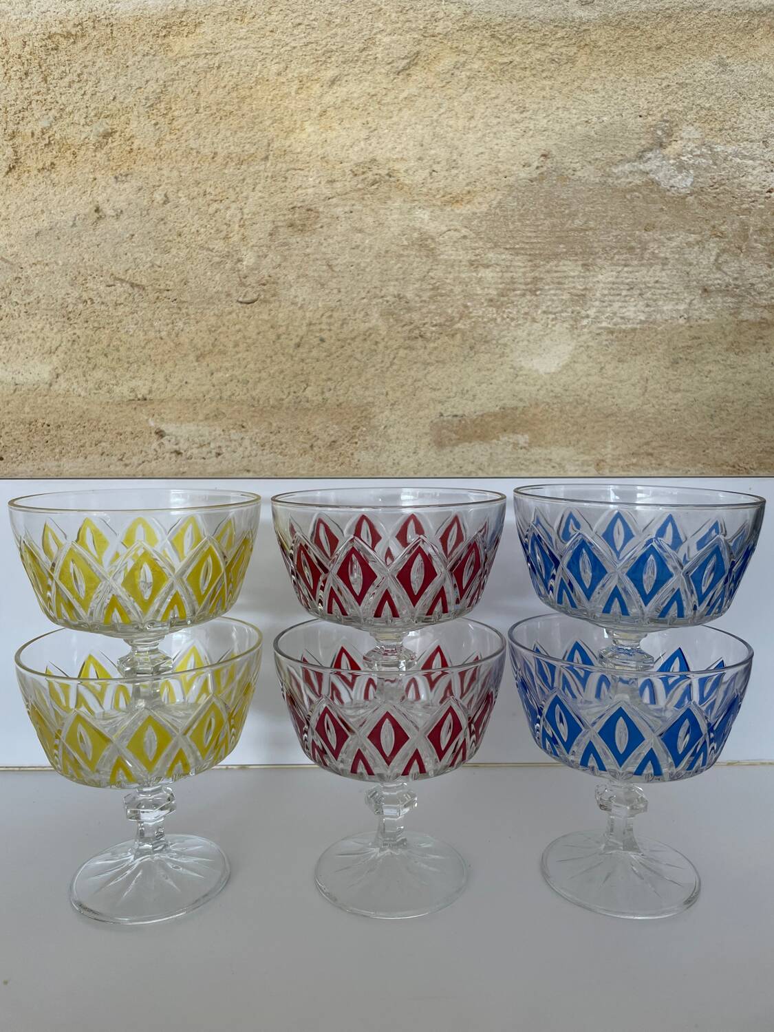 6 Harlequin champagne coupes VMC Reims