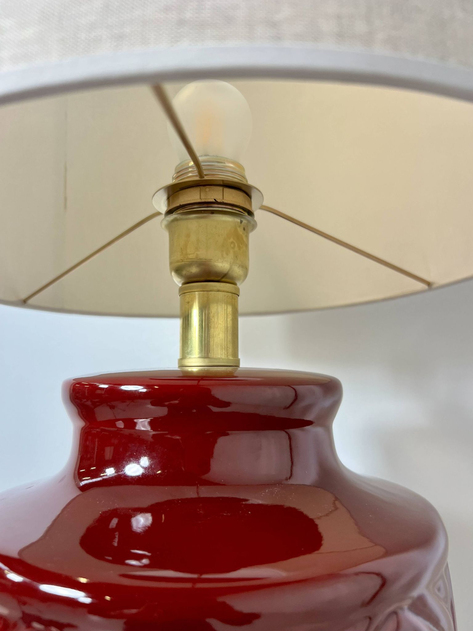 Lampe de table en céramique par Tomaso Barbi