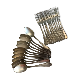 Set of 24 cotlery silver metal