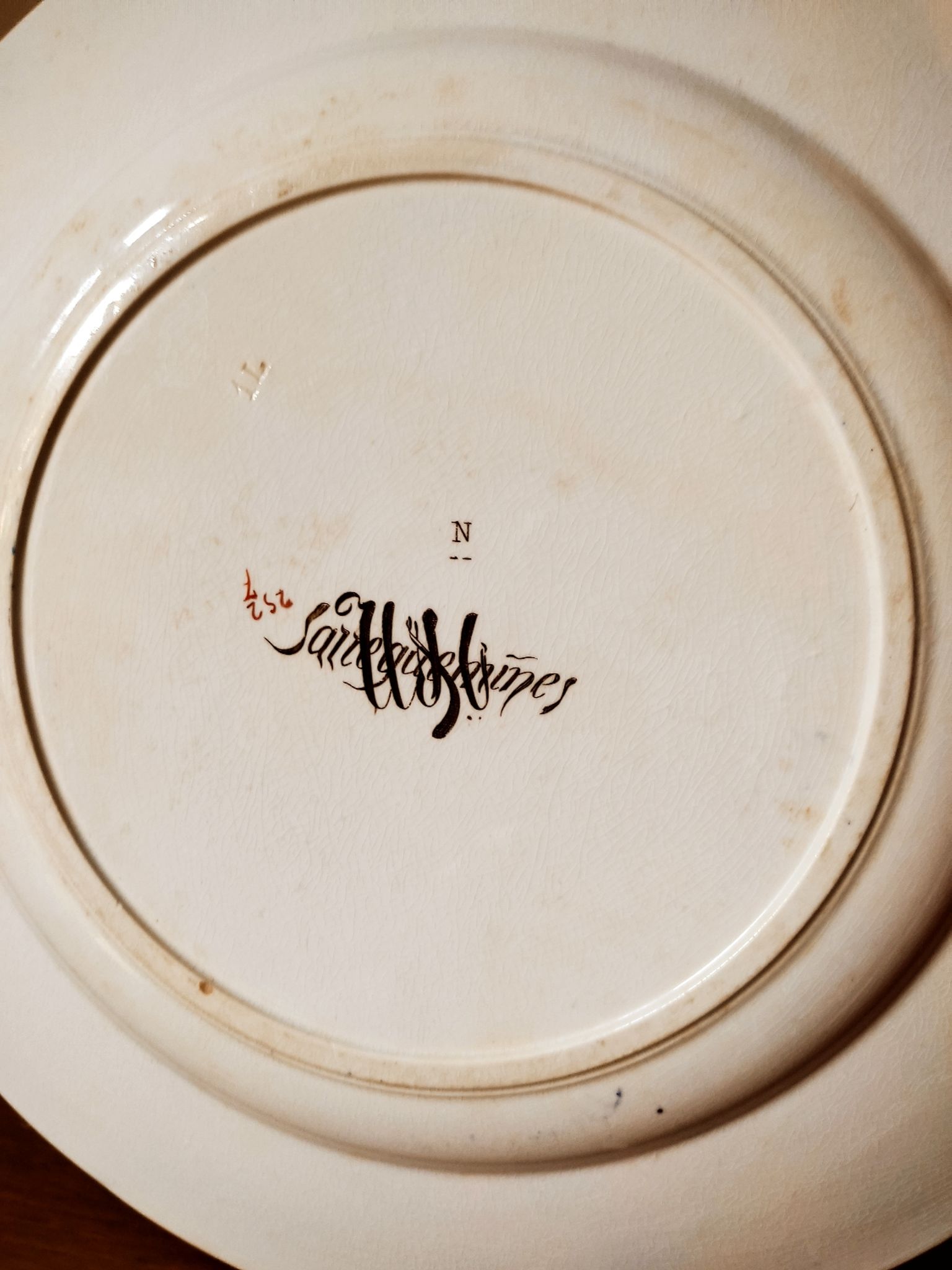 Plat rond terre de fer Minton par Sarreguemines