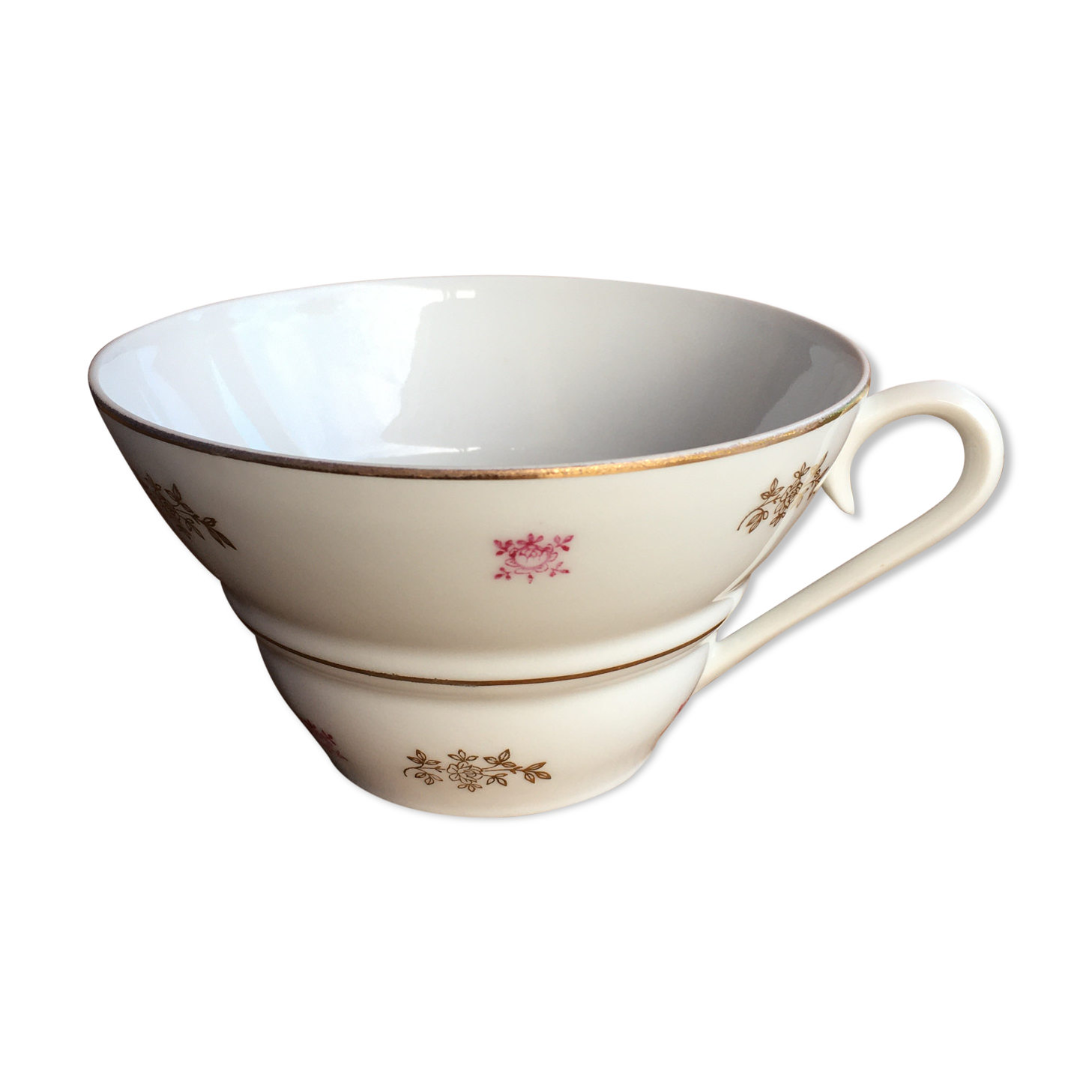 Porcelain cup