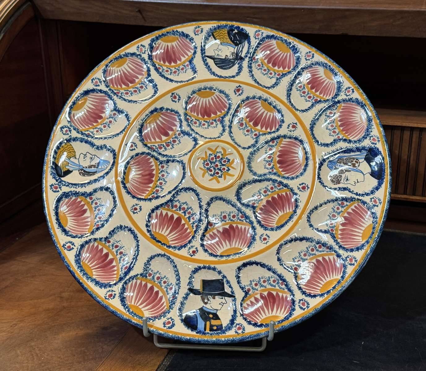 Quimper faience oyster plate from the 1930s - D=41cm H=3cm