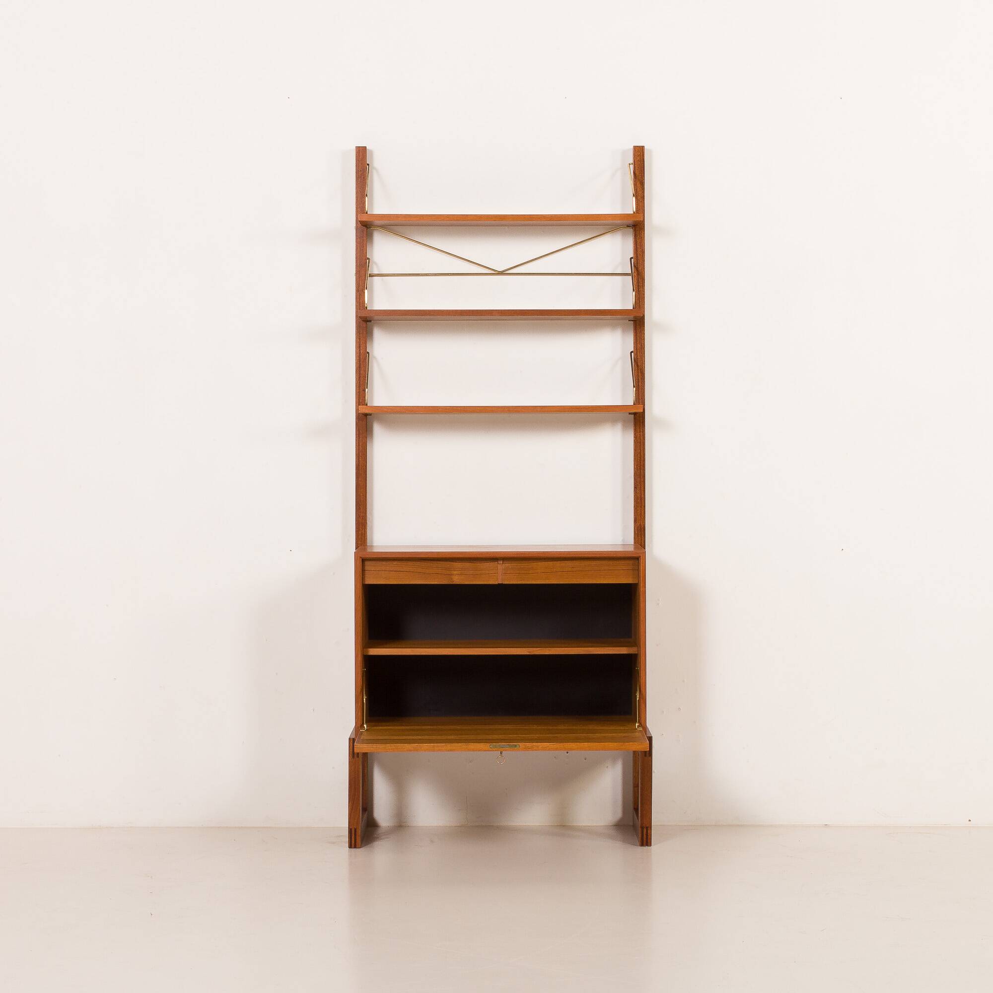 Poul Cadovius free standing wall unit for Cado, 1960s