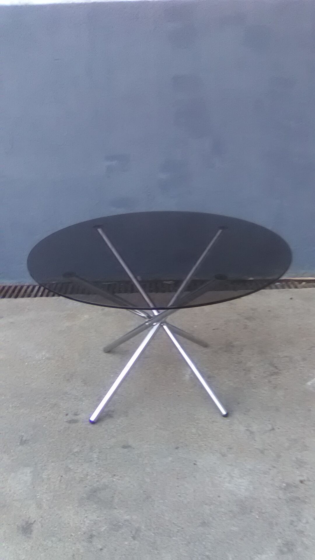 Vintage chrome foot round table
