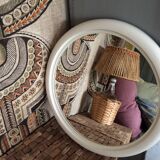 Round mirror