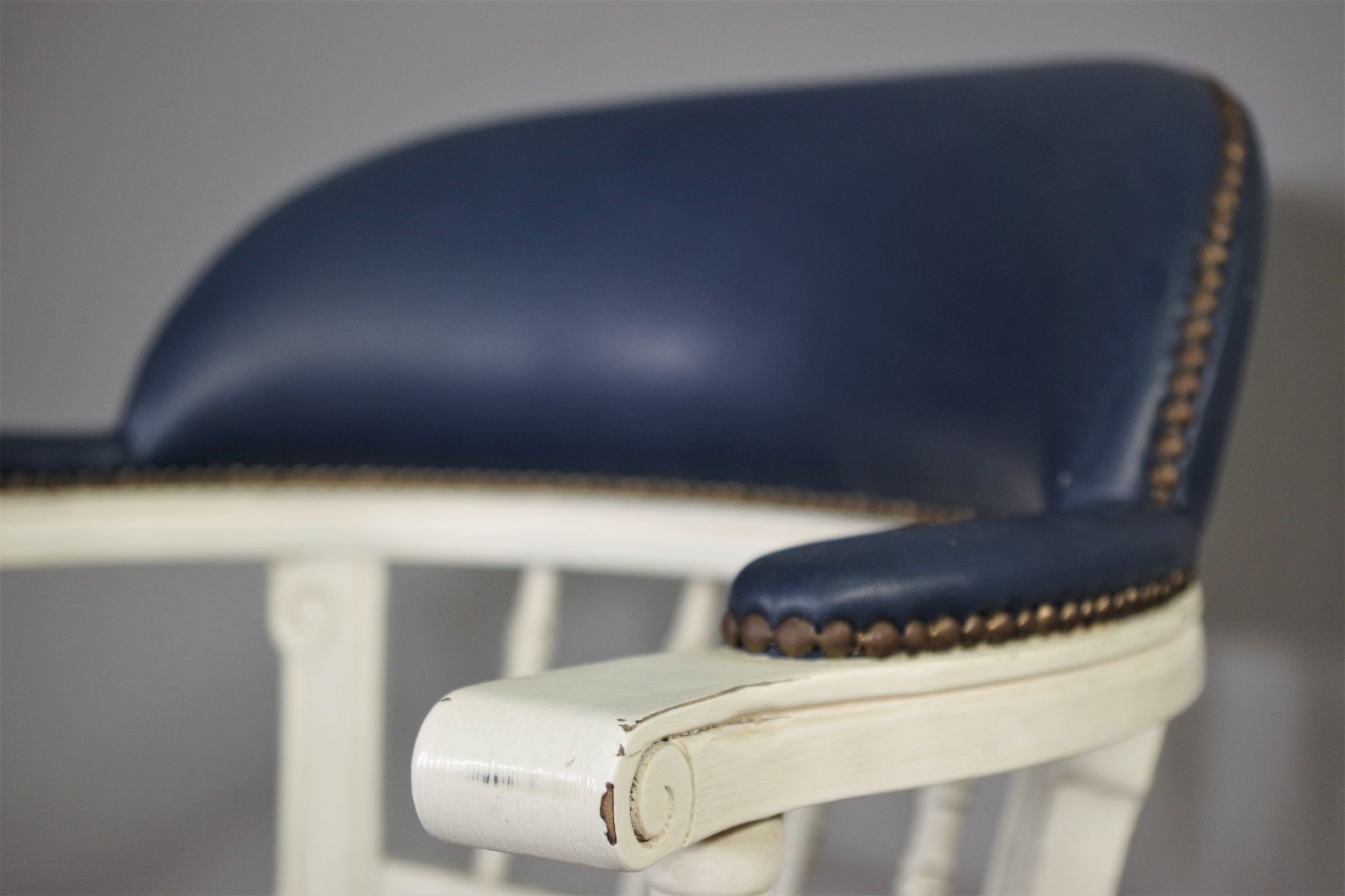Swivel armchair maritime style 80s