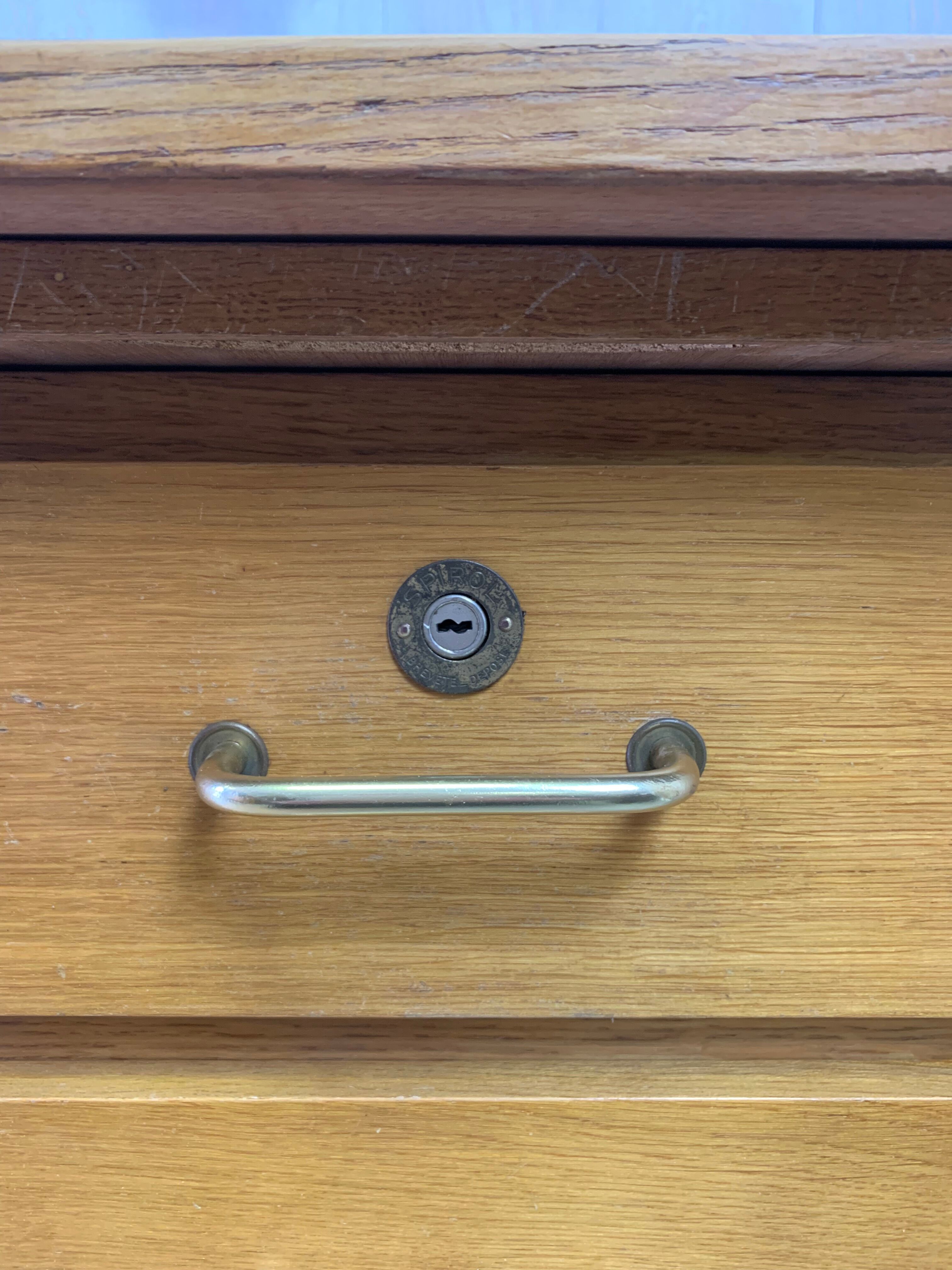 Vintage "spirol" desk