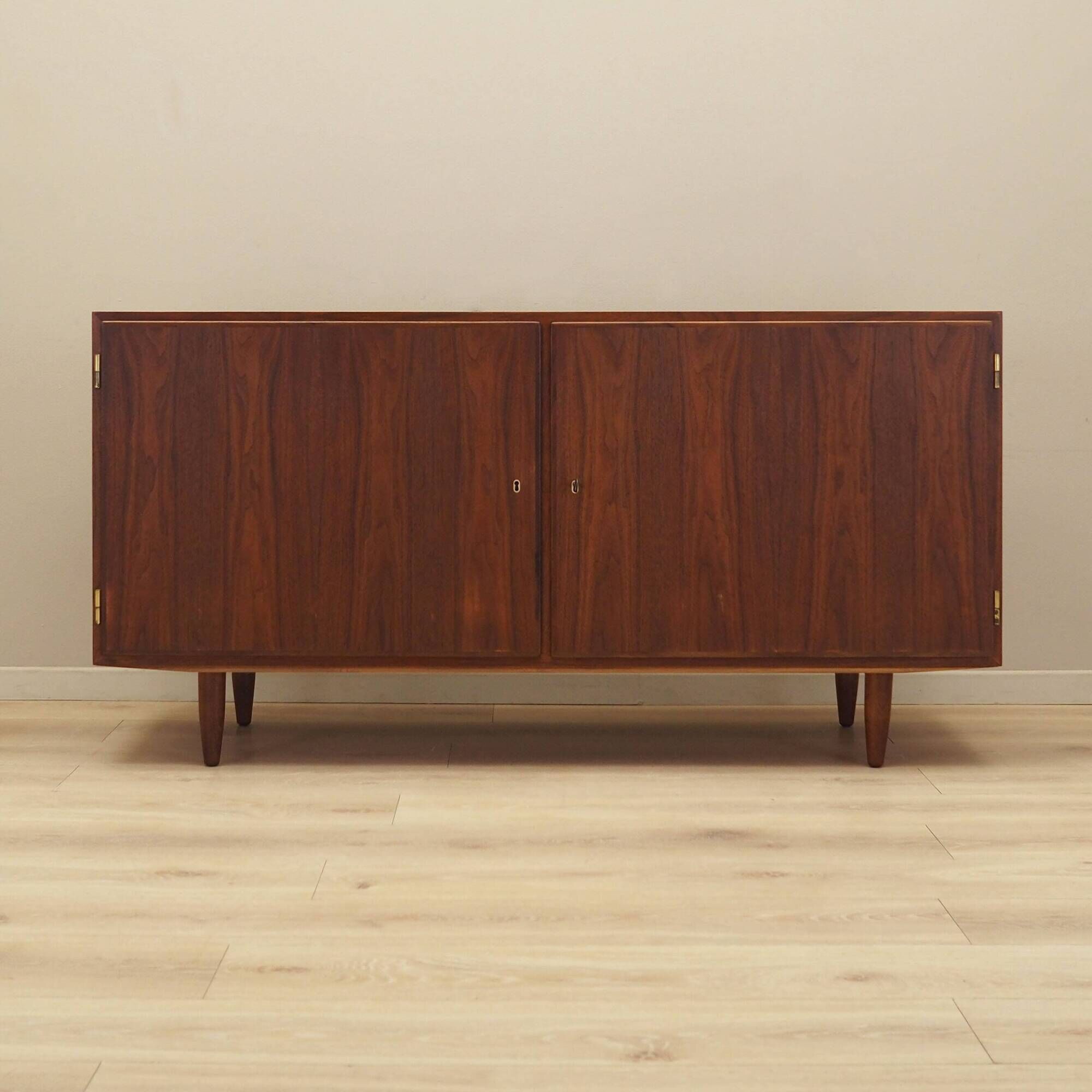Walnut cabinet, Danish design, 1970s, designer: Carlo Jensen, manufacturer: