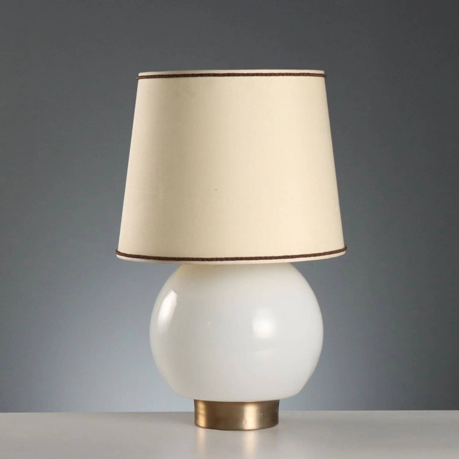 White glass table lamp from the 1970s-80s.