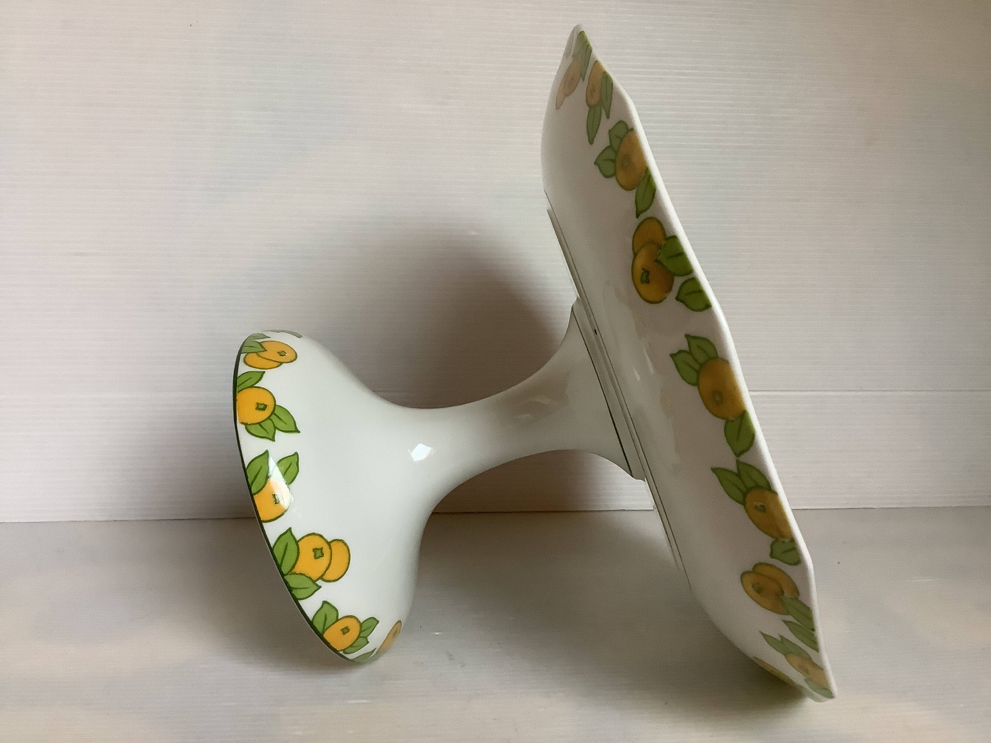 Lanternier Limoges art deco shower base dish